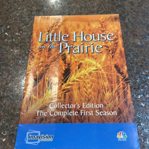 Little House on the Prairie: Season 1 DVD Collectors Set - Picture 12 of 13